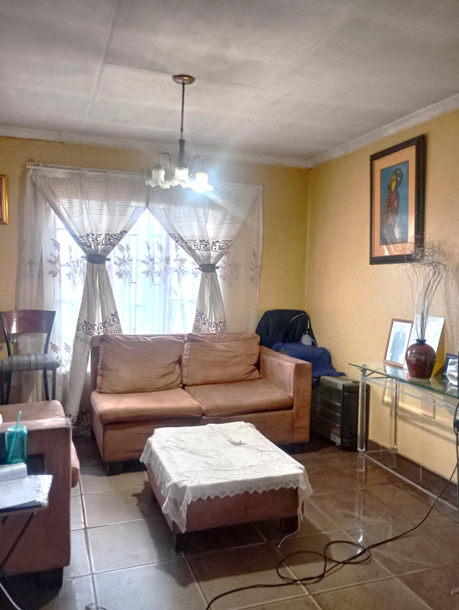 3 Bedroom Property for Sale in Vosloorus Ext 2 Gauteng