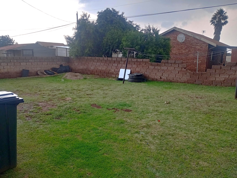 3 Bedroom Property for Sale in Vosloorus Ext 2 Gauteng