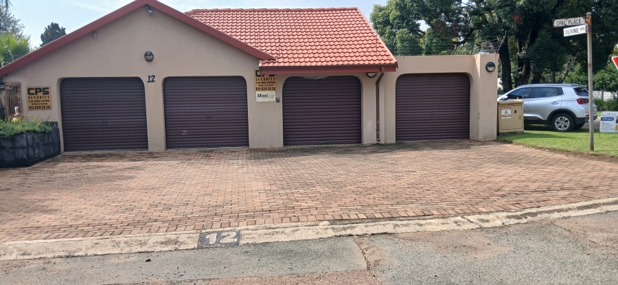 4 Bedroom Property for Sale in Randhart Gauteng