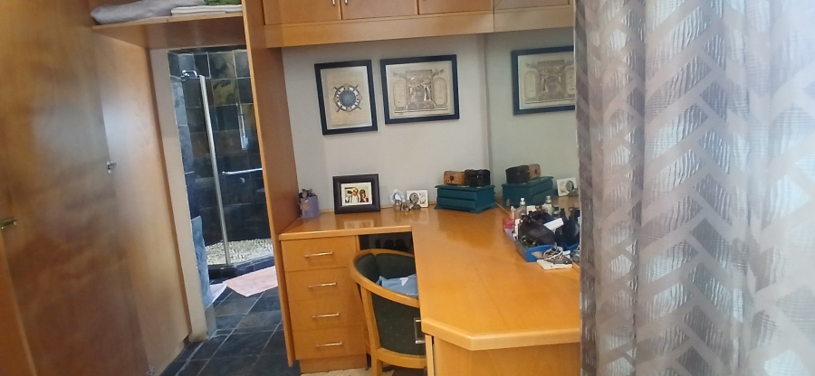 4 Bedroom Property for Sale in Randhart Gauteng