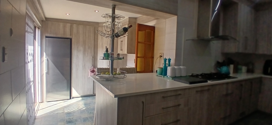 4 Bedroom Property for Sale in Randhart Gauteng