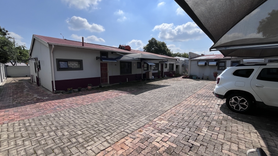 17 Bedroom Property for Sale in Riviera Gauteng