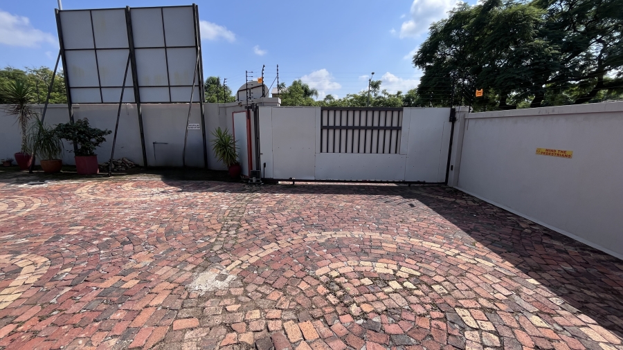 17 Bedroom Property for Sale in Riviera Gauteng