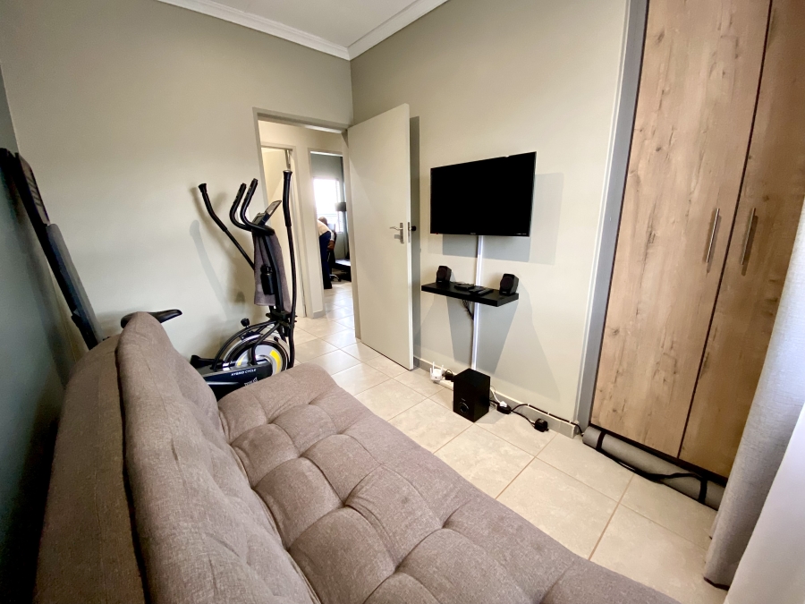 4 Bedroom Property for Sale in Lotus Gardens Gauteng