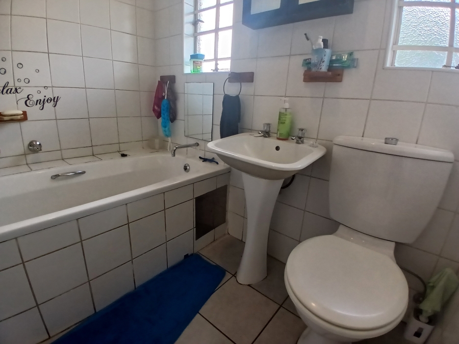 1 Bedroom Property for Sale in  Dalpark Ext 11 Gauteng