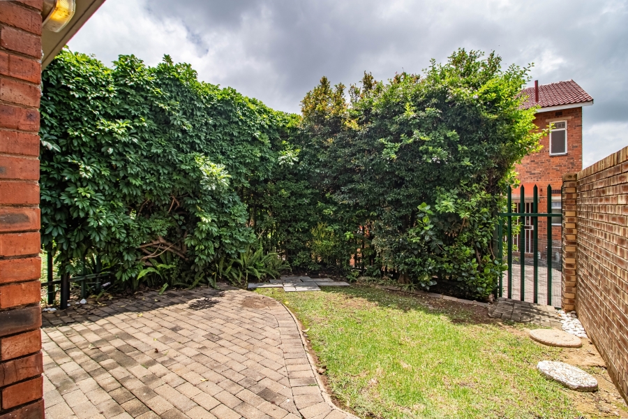 2 Bedroom Property for Sale in Bedford Gardens Gauteng