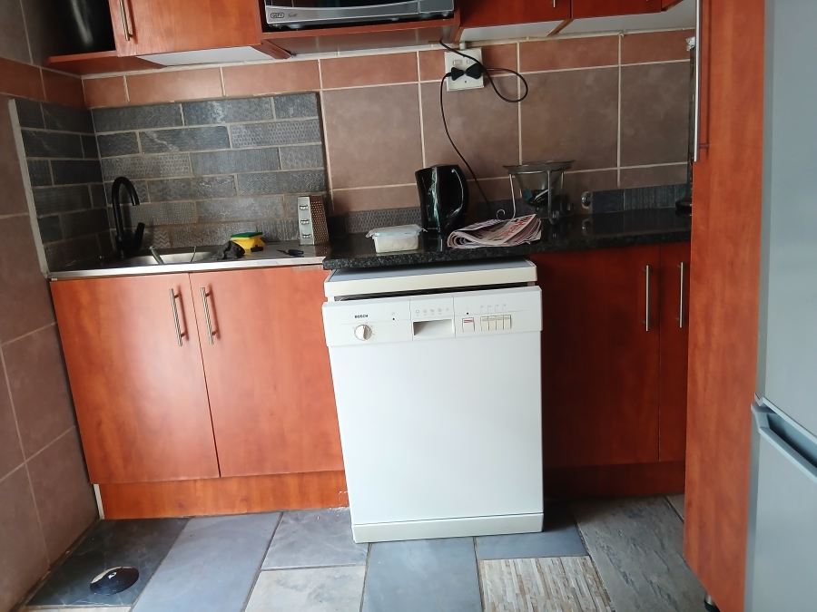 2 Bedroom Property for Sale in Brakpan North Gauteng