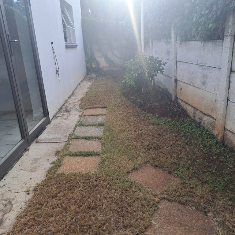 1 Bedroom Property for Sale in Sydenham Gauteng