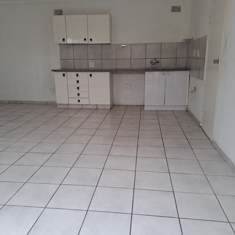 1 Bedroom Property for Sale in Sydenham Gauteng