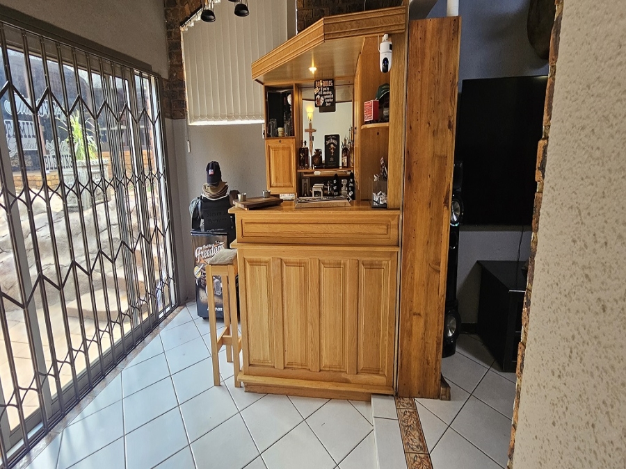 4 Bedroom Property for Sale in Meyersdal Gauteng