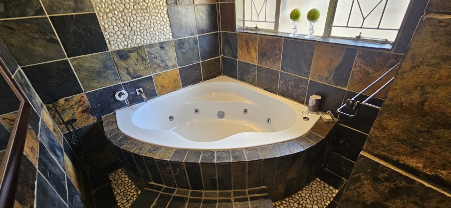 4 Bedroom Property for Sale in Randhart Gauteng