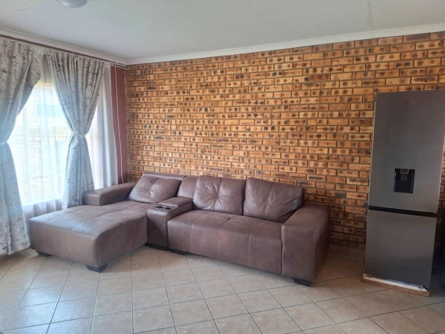 2 Bedroom Property for Sale in Finsbury Gauteng