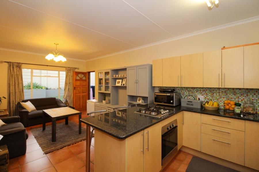 To Let 2 Bedroom Property for Rent in Risidale Gauteng