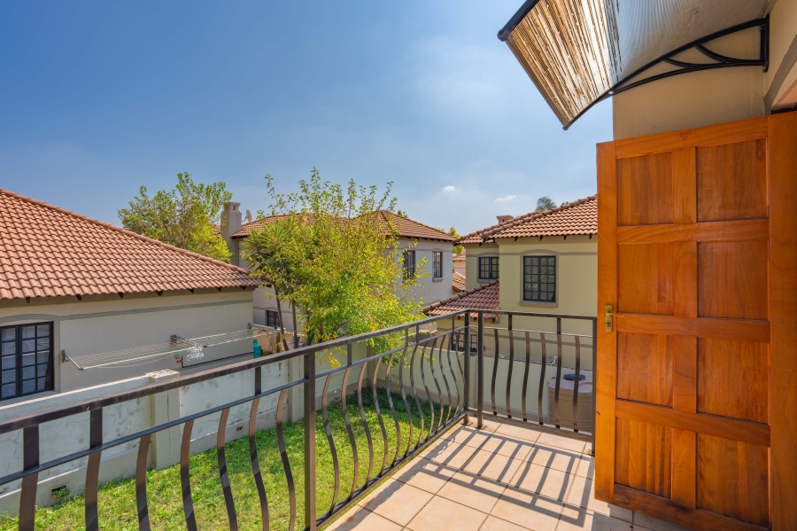 3 Bedroom Property for Sale in Broadacres Gauteng