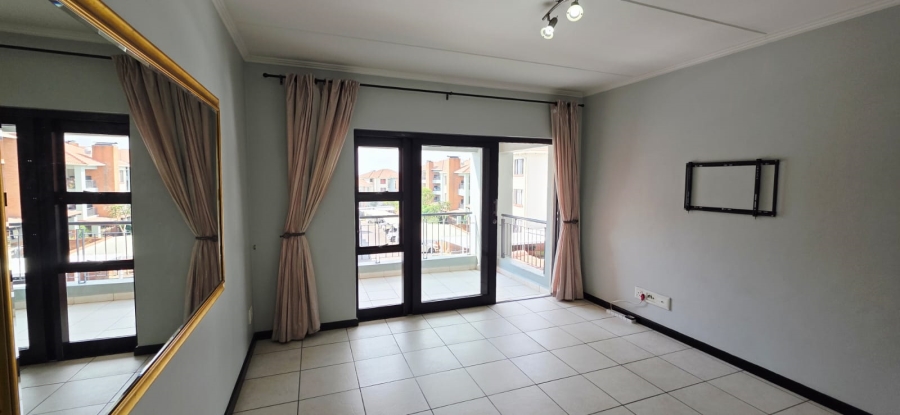 To Let 2 Bedroom Property for Rent in Greenstone Hill Gauteng