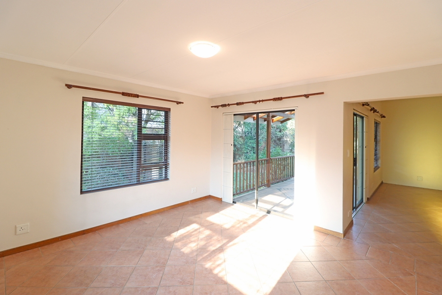 To Let 3 Bedroom Property for Rent in Thornhill Estate Gauteng