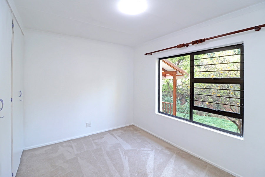 To Let 3 Bedroom Property for Rent in Thornhill Estate Gauteng