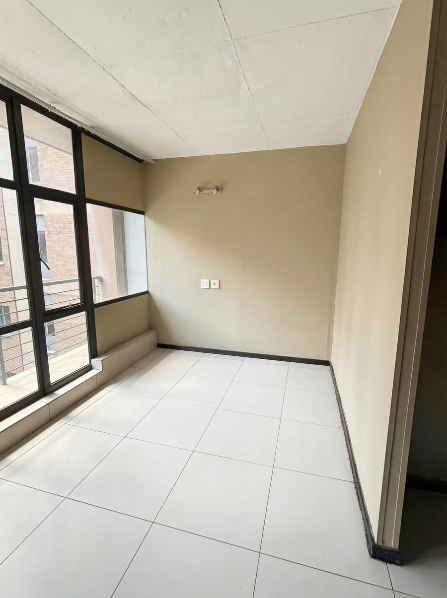 1 Bedroom Property for Sale in Braamfontein Gauteng