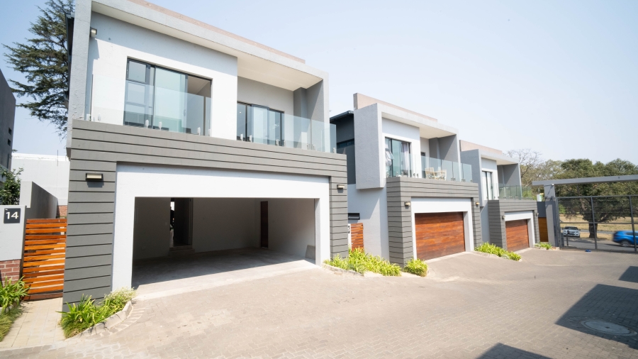 To Let 3 Bedroom Property for Rent in Hurlingham Gauteng