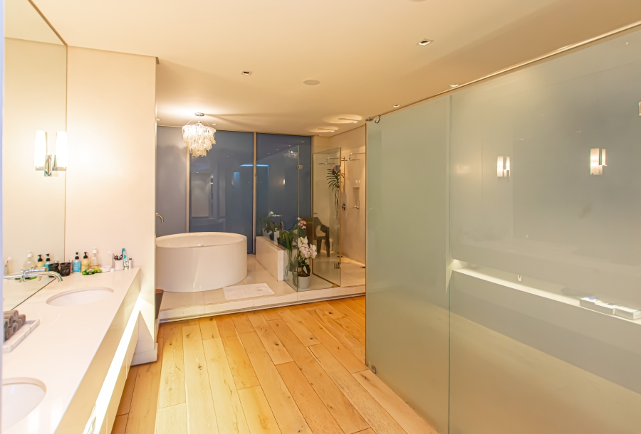 5 Bedroom Property for Sale in Bedfordview Gauteng