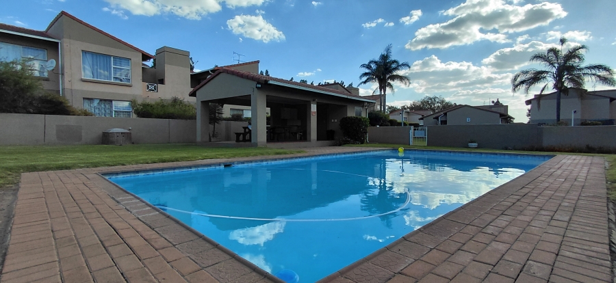 2 Bedroom Property for Sale in Witfield Gauteng
