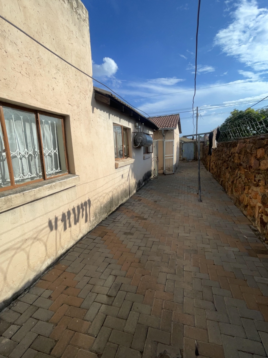 4 Bedroom Property for Sale in Soshanguve L Gauteng
