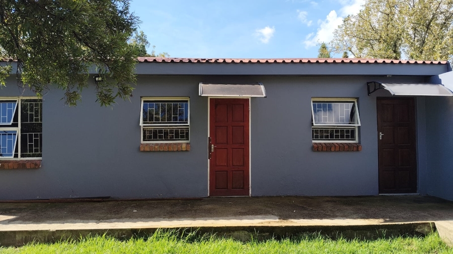 To Let 1 Bedroom Property for Rent in Glen Austin Gauteng