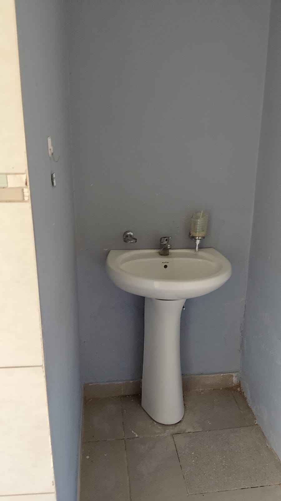 To Let 1 Bedroom Property for Rent in Glen Austin Gauteng