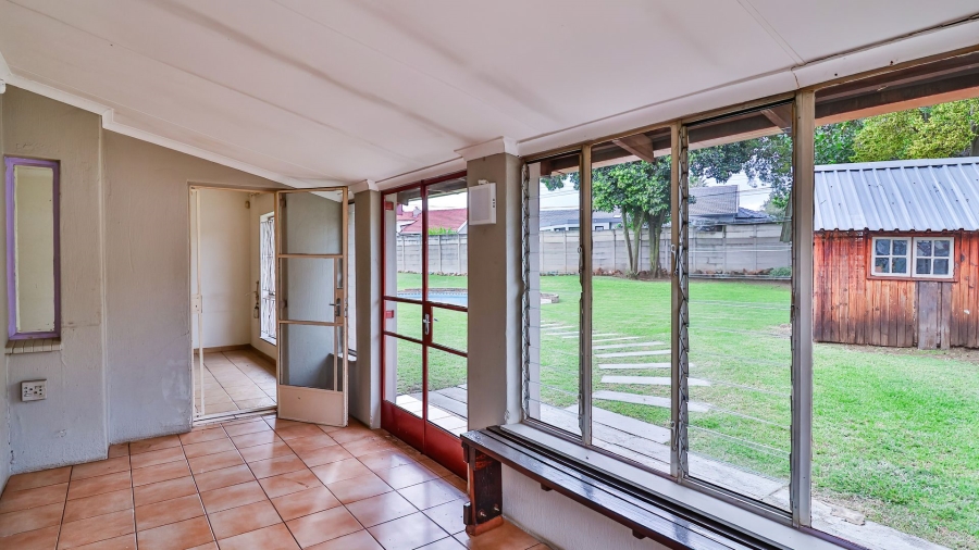 4 Bedroom Property for Sale in Brackendowns Gauteng