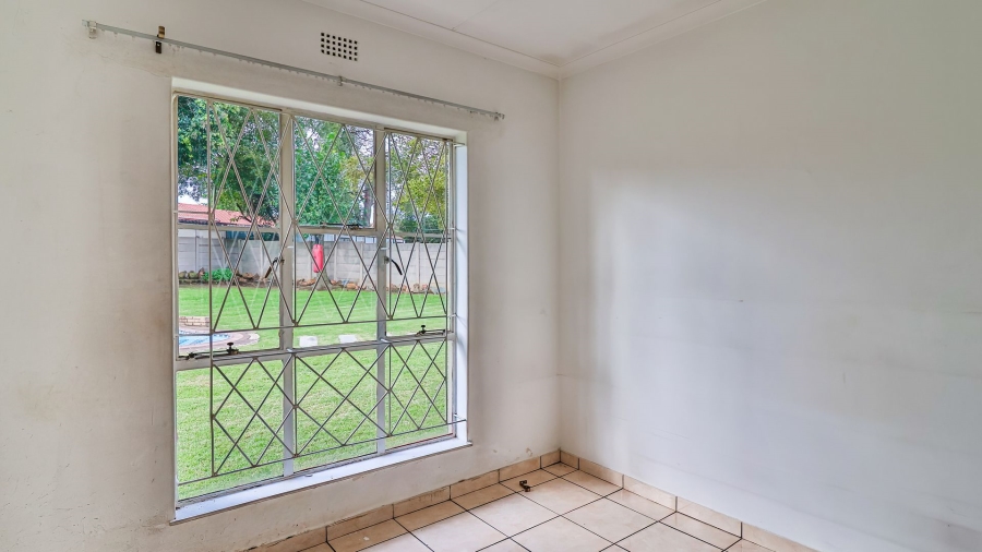 4 Bedroom Property for Sale in Brackendowns Gauteng