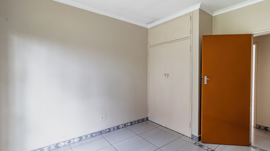 4 Bedroom Property for Sale in Brackendowns Gauteng