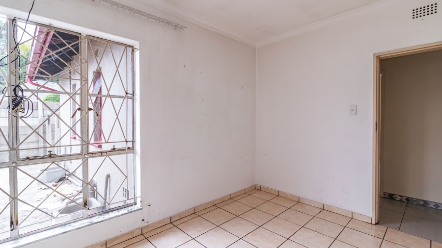 4 Bedroom Property for Sale in Brackendowns Gauteng