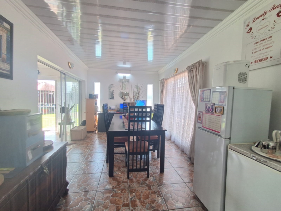 4 Bedroom Property for Sale in Three Rivers Gauteng