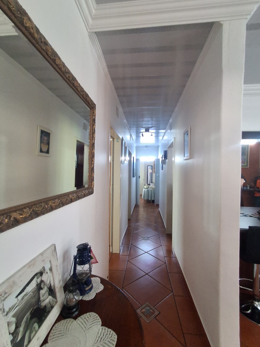 4 Bedroom Property for Sale in Three Rivers Gauteng