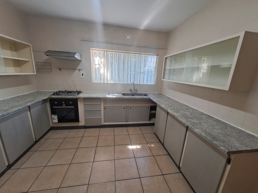 3 Bedroom Property for Sale in Three Rivers Proper Gauteng