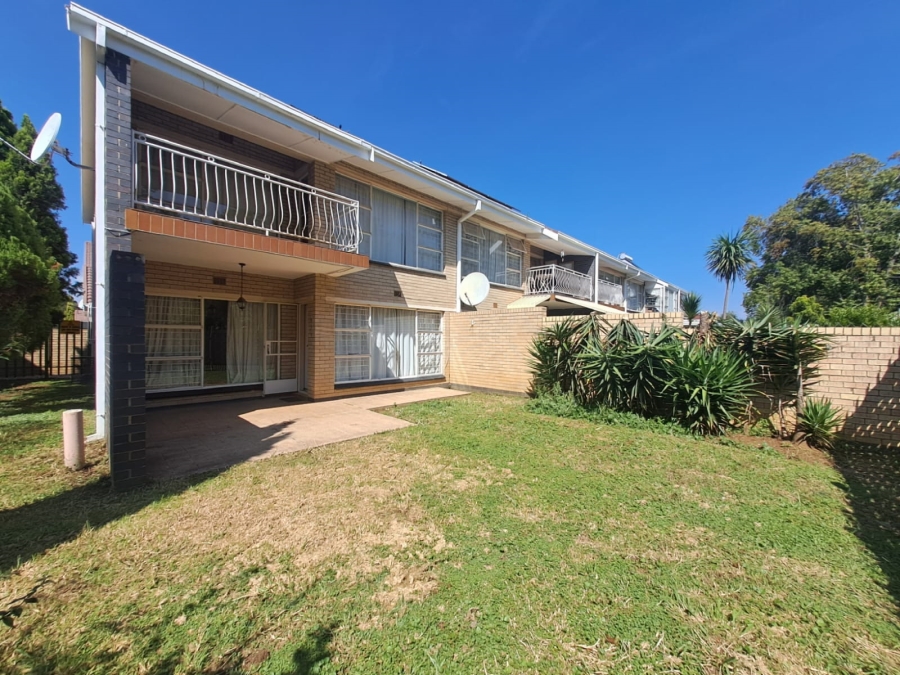 3 Bedroom Property for Sale in Three Rivers Proper Gauteng