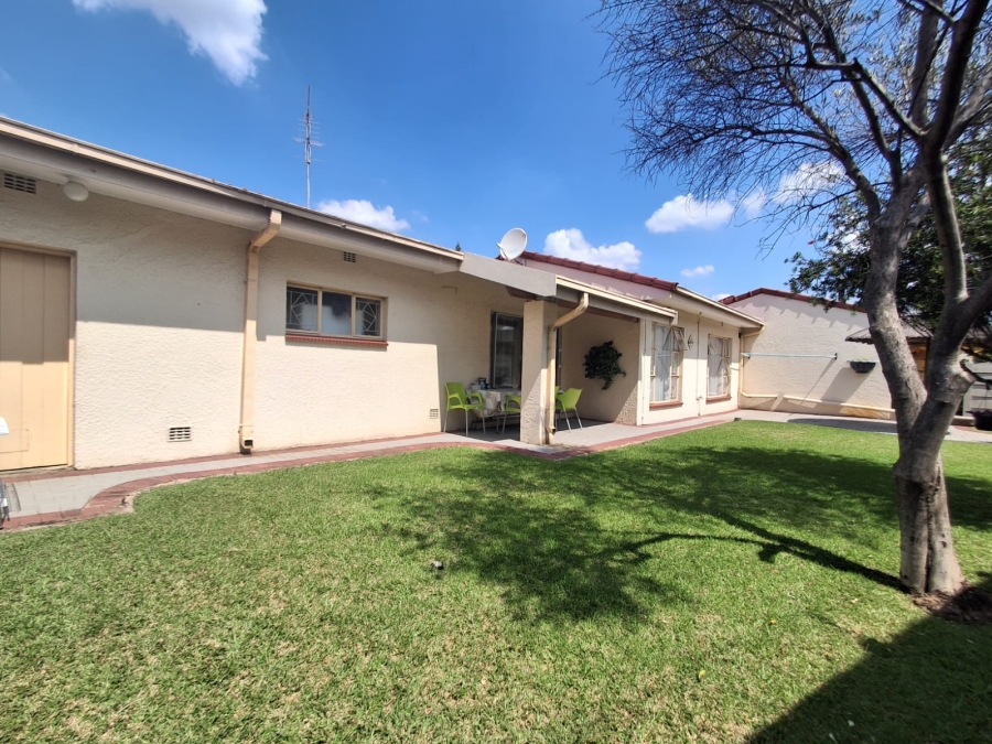 3 Bedroom Property for Sale in Three Rivers Gauteng