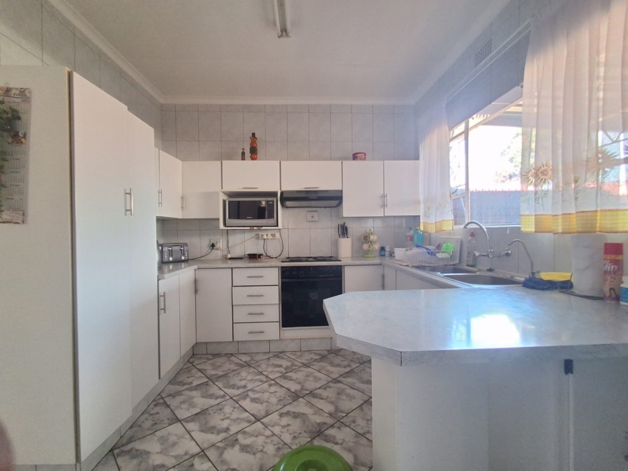 3 Bedroom Property for Sale in Three Rivers Gauteng