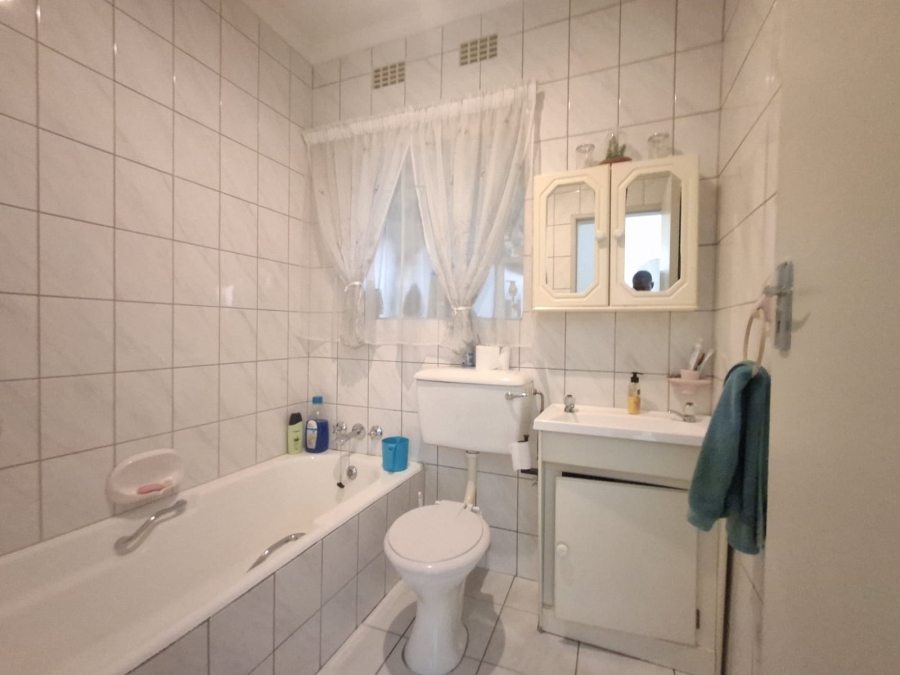 3 Bedroom Property for Sale in Three Rivers Gauteng