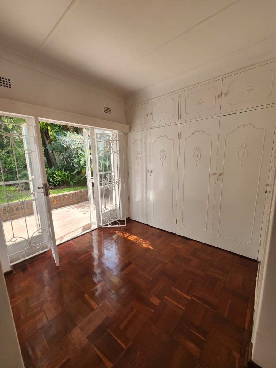 4 Bedroom Property for Sale in Linden Gauteng