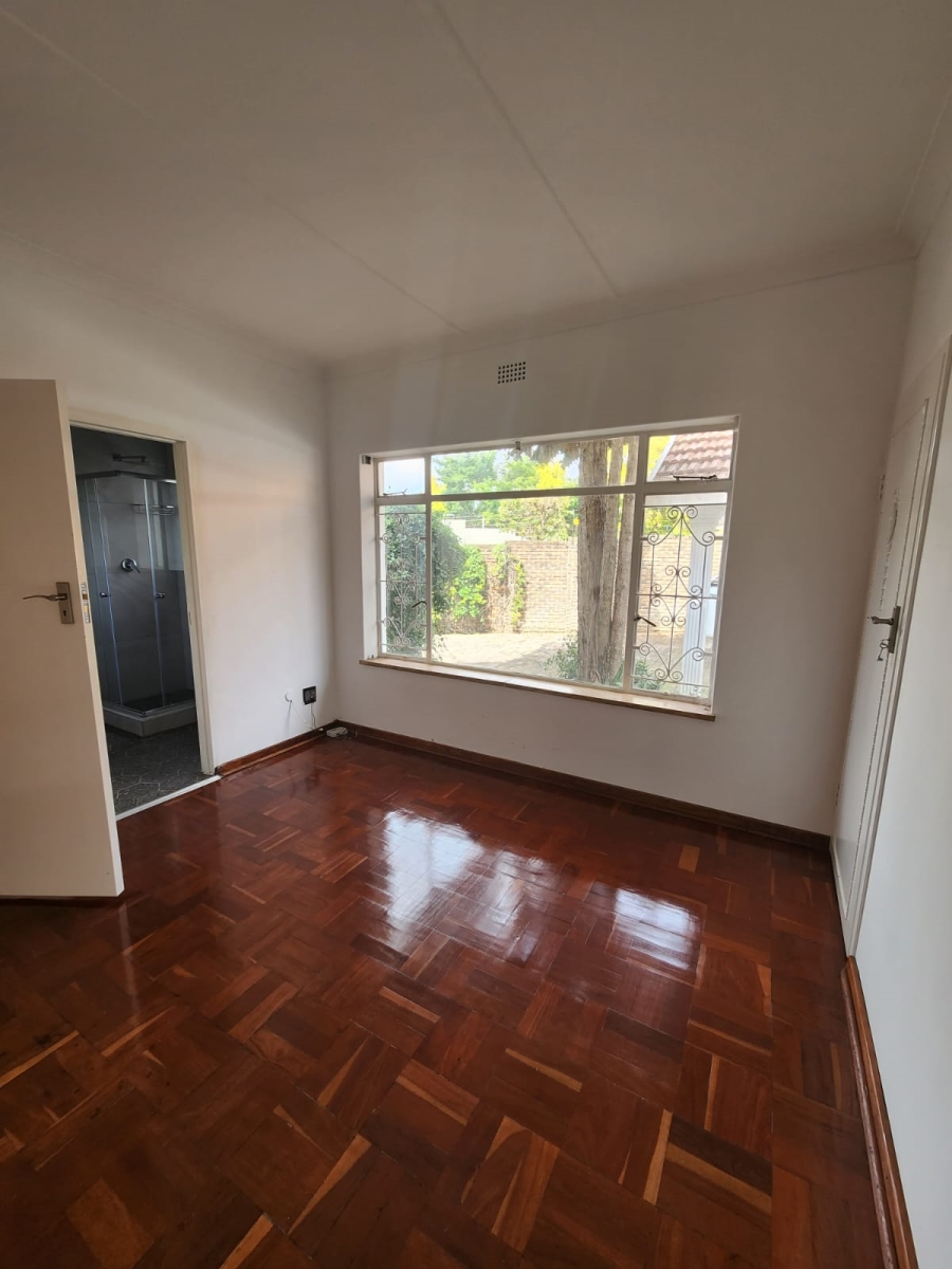 4 Bedroom Property for Sale in Linden Gauteng