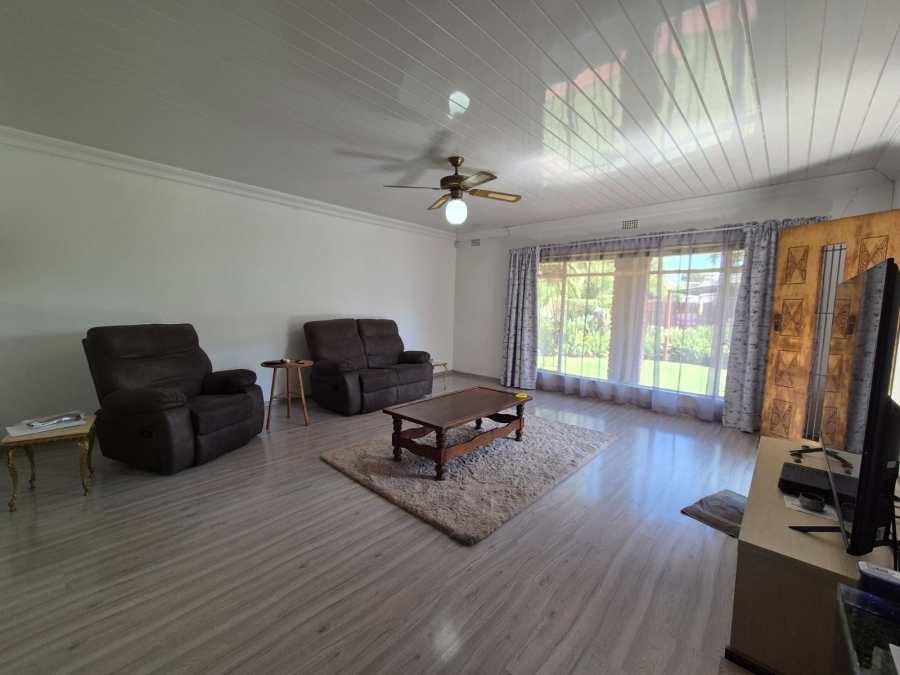 3 Bedroom Property for Sale in Vanderbijlpark SE 7 Gauteng