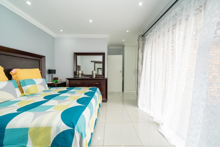 4 Bedroom Property for Sale in Helderwyk Gauteng