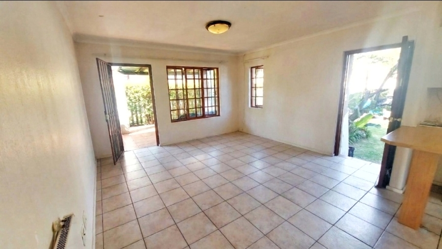 To Let 2 Bedroom Property for Rent in Halfway Gardens Gauteng