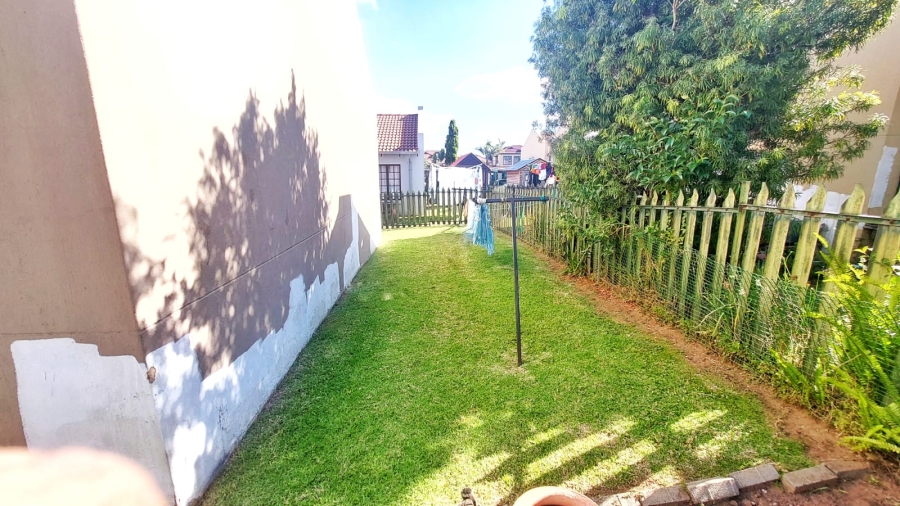 To Let 2 Bedroom Property for Rent in Halfway Gardens Gauteng