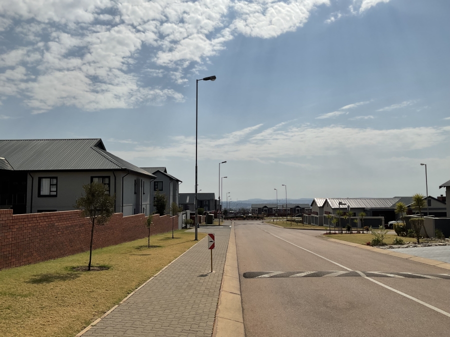 3 Bedroom Property for Sale in Louwlardia Gauteng