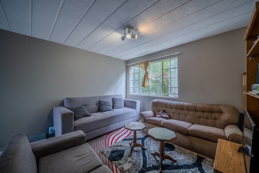 2 Bedroom Property for Sale in Groenkloof Gauteng