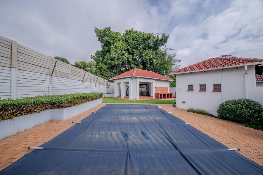 2 Bedroom Property for Sale in Groenkloof Gauteng