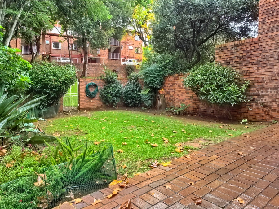 To Let 2 Bedroom Property for Rent in Northcliff Gauteng