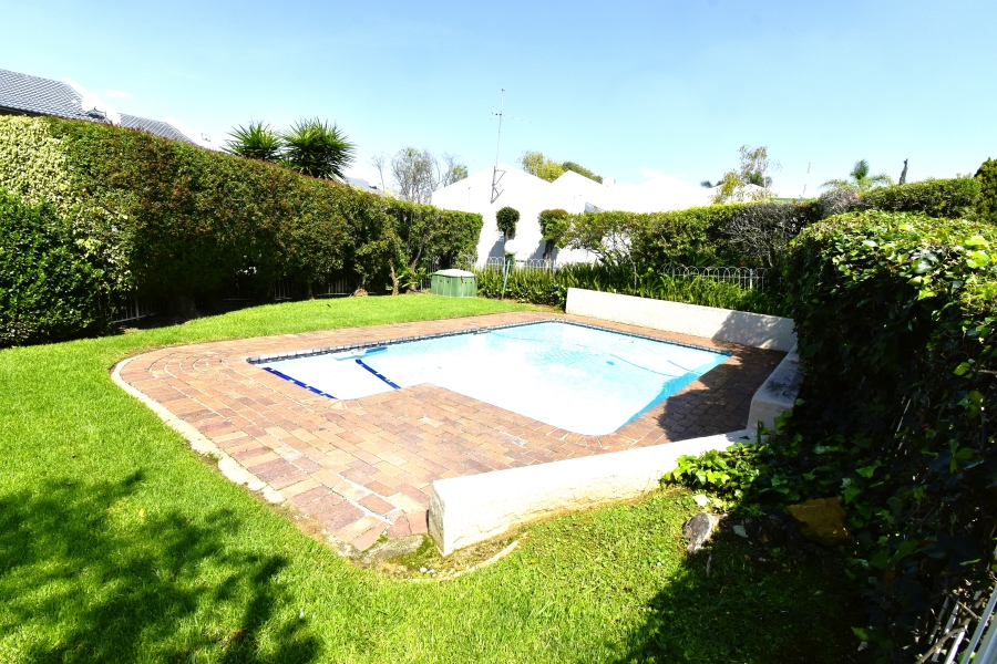 To Let 2 Bedroom Property for Rent in Sundowner Gauteng